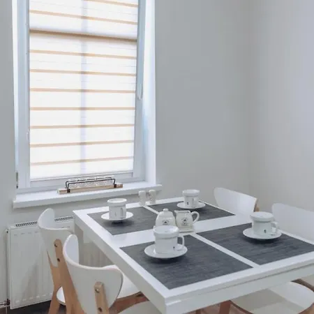 Apartament Anna Appartement *